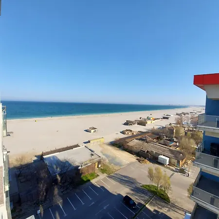 Bluemarina Mamaia