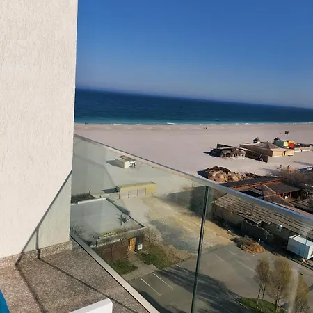 Bluemarina Mamaia