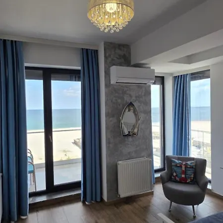 Bluemarina Mamaia