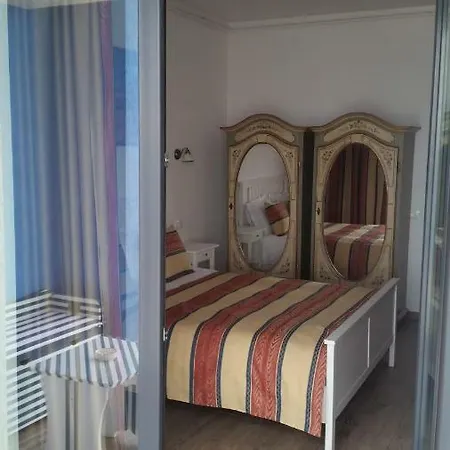 Apartment Bluemarina *